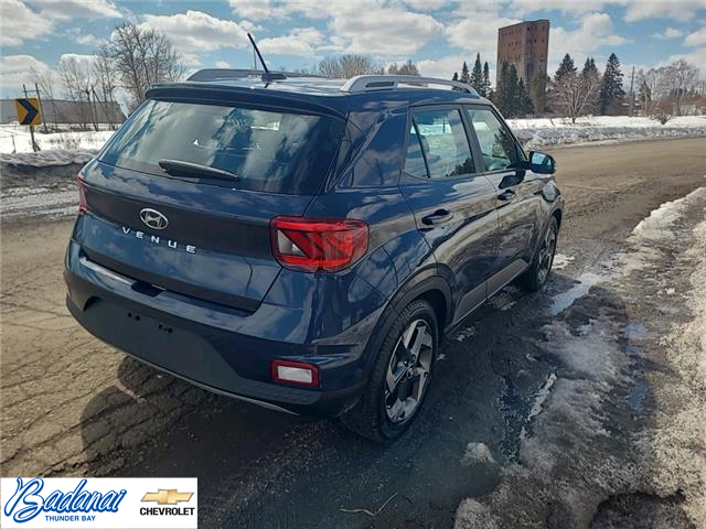 2023 Hyundai Venue Ultimate w/Denim Interior (IVT) (Stk: T353A) in Thunder Bay - Image 4 of 5