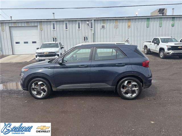 2023 Hyundai Venue Ultimate w/Denim Interior (IVT) (Stk: T353A) in Thunder Bay - Image 2 of 20