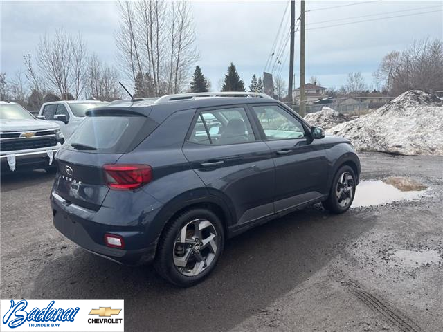 2023 Hyundai Venue Ultimate w/Denim Interior (IVT) (Stk: T353A) in Thunder Bay - Image 5 of 20