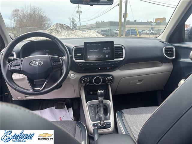 2023 Hyundai Venue Ultimate w/Denim Interior (IVT) (Stk: T353A) in Thunder Bay - Image 12 of 20