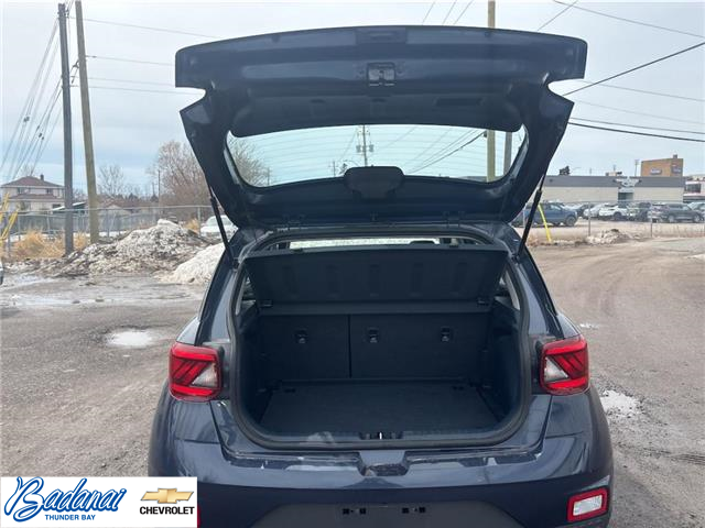 2023 Hyundai Venue Ultimate w/Denim Interior (IVT) (Stk: T353A) in Thunder Bay - Image 14 of 20