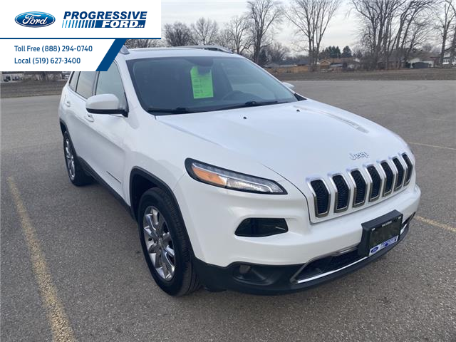 2018 Jeep Cherokee Limited (Stk: JD574911T) in Wallaceburg - Image 1 of 4