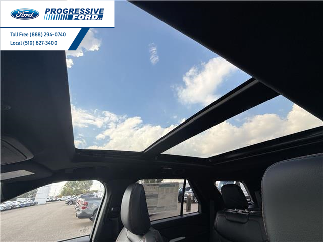 2025 Ford Explorer ST-Line (Stk: SGC83092) in Wallaceburg - Image 22 of 27