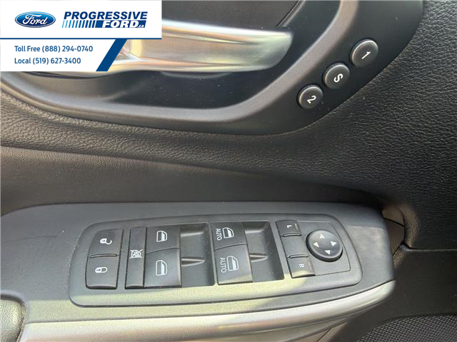 2020 Jeep Cherokee Limited (Stk: LD645083T) in Wallaceburg - Image 13 of 25