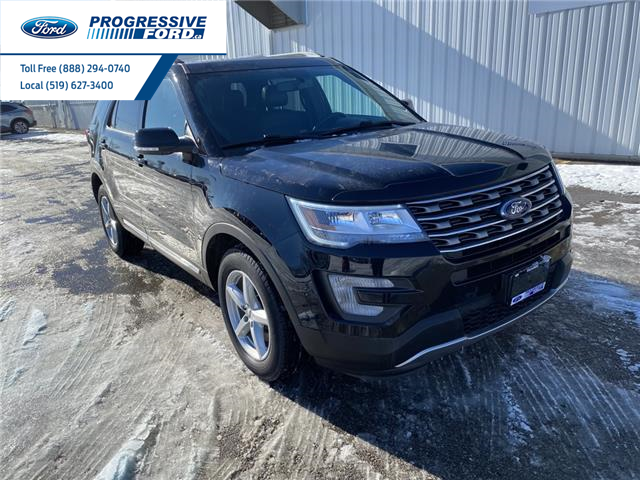 2017 Ford Explorer XLT (Stk: HGD45529T) in Wallaceburg - Image 1 of 16