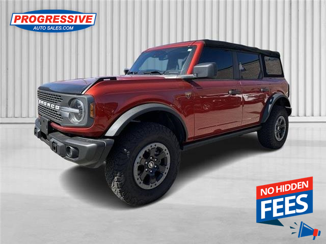 2022 Ford Bronco  (Stk: NLB27435) in Sarnia - Image 1 of 24