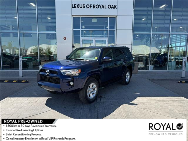 2017 Toyota 4Runner SR5 (Stk: L25893A) in Calgary - Image 1 of 26