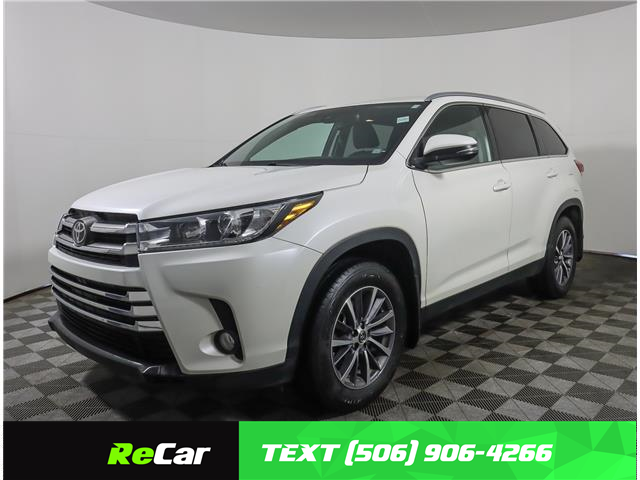 2019 Toyota Highlander XLE (Stk: 231962C) in Woodstock - Image 1 of 24