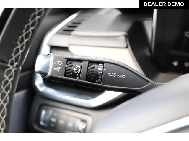 2025 GMC Acadia Denali (Stk: 250666) in London - Image 12 of 27
