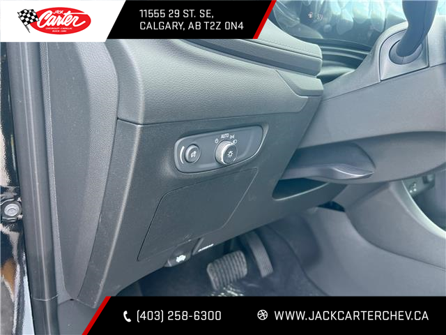 2026 Buick Encore GX Sport Touring photo 2