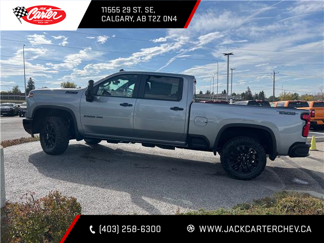 2026 Chevrolet Silverado 2500HD LT photo 2