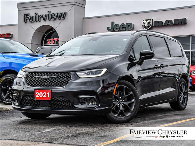 2021 Chrysler Pacifica Limited (Stk: U19408) in Burlington - Image 1 of 35