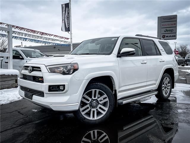 2023 Toyota 4Runner Base (Stk: U19795) in Burlington - Image 1 of 8