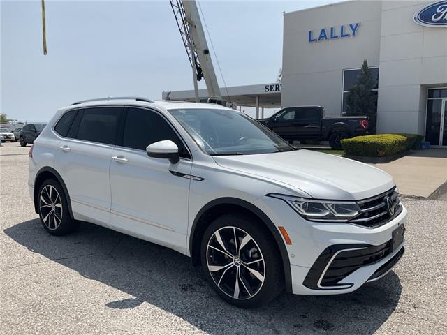 2022 Volkswagen Tiguan Highline R-Line (Stk: S11055A) in Leamington - Image 1 of 32