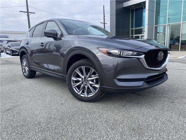 2021 Mazda CX-5 GS (Stk: NM3597) in Chatham - Image 1 of 23