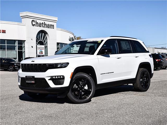2023 Jeep Grand Cherokee Limited (Stk: N05616) in Chatham - Image 1 of 31
