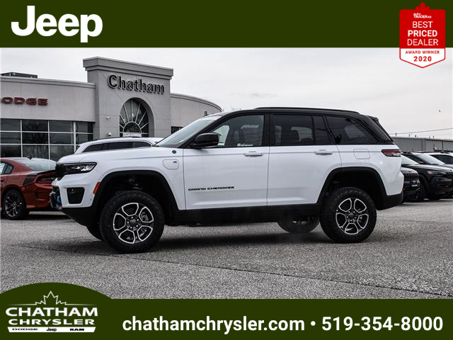 2023 Jeep Grand Cherokee 4xe Trailhawk (Stk: N05725) in Chatham - Image 1 of 27