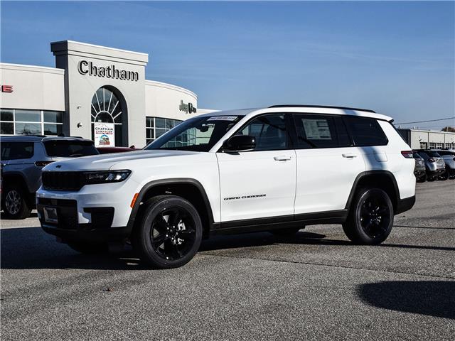 2024 Jeep Grand Cherokee L Laredo in Chatham - Image 1 of 31
