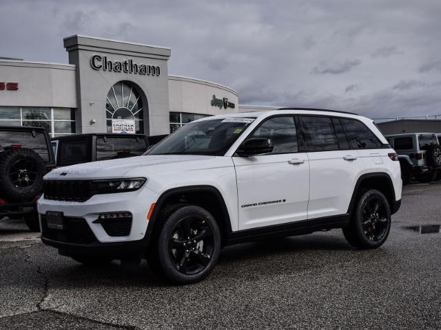 2024 Jeep Grand Cherokee Limited (Stk: RC133285) in Chatham - Image 1 of 31
