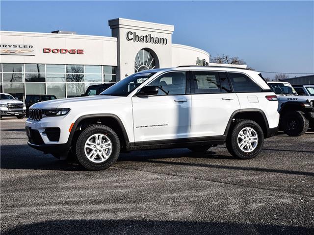 2023 Jeep Grand Cherokee Laredo (Stk: N05705) in Chatham - Image 1 of 28