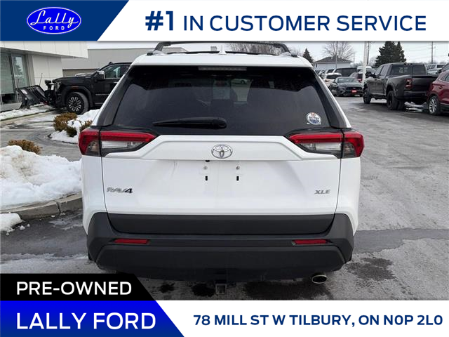 2019 Toyota RAV4 XLE (Stk: LFFF01200B) in Tilbury - Image 4 of 15