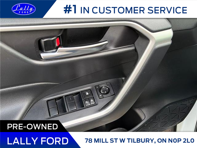 2019 Toyota RAV4 XLE (Stk: LFFF01200B) in Tilbury - Image 6 of 15
