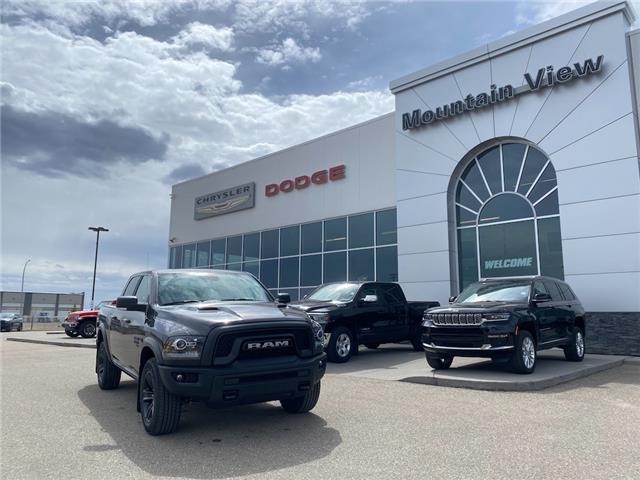 2022 RAM 1500 Classic SLT (Stk: AN064) in Olds - Image 1 of 23