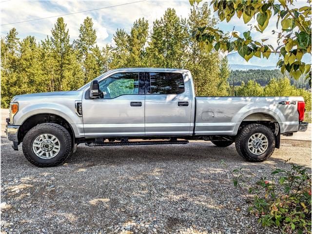 2017 Ford F-350  (Stk: 2495) in Golden - Image 1 of 32