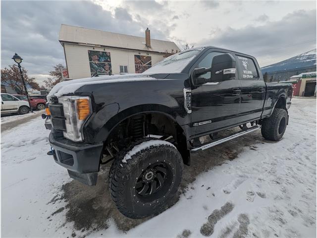2017 Ford F-350 Lariat (Stk: 10276) in Golden - Image 1 of 6