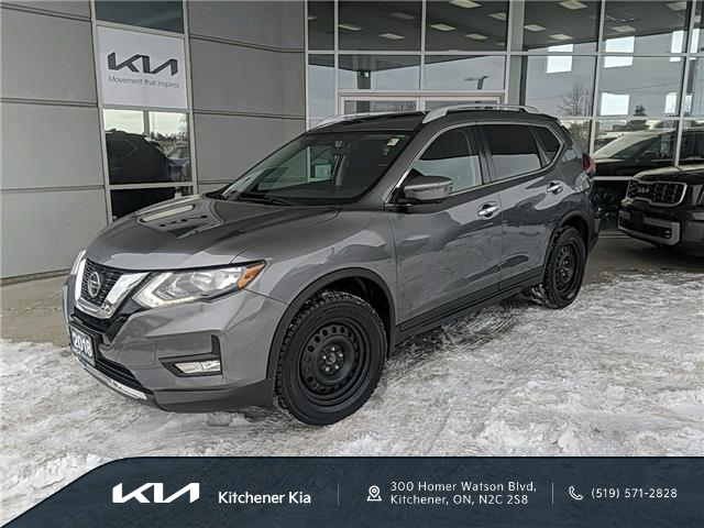 2018 Nissan Rogue SV (Stk: 23186A) in Kitchener - Image 1 of 22