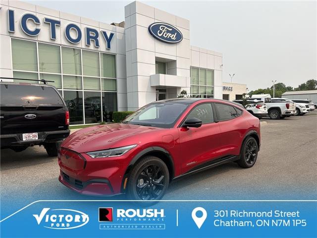 2023 Ford Mustang Mach-E Premium (Stk: VME21879) in Chatham - Image 1 of 16