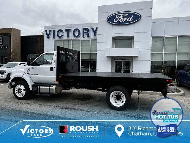 2023 Ford SUPER DUTY F-650 STRAIGHT FRAME BASE (Stk: VFF21453) in Chatham - Image 1 of 18