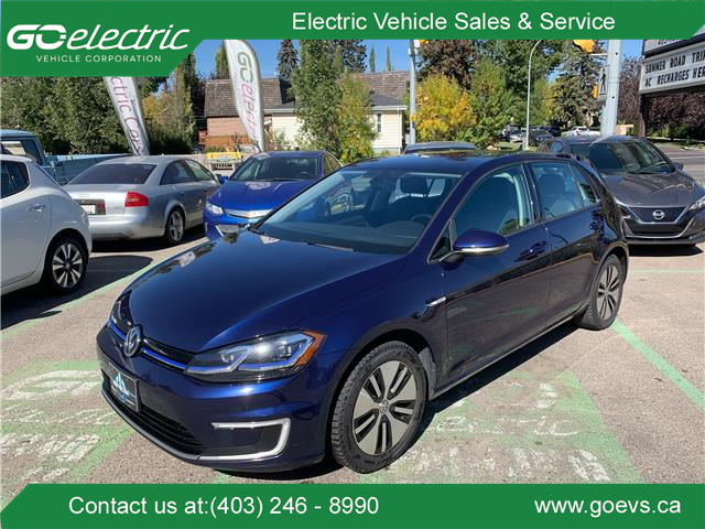 2018 Volkswagen e-Golf Comfortline (Stk: R-18VOEBLU0944) in Calgary - Image 1 of 14