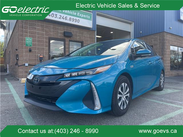 2021 Toyota Prius Prime Base (Stk: R-21TOPBLU4420) in Calgary - Image 1 of 18