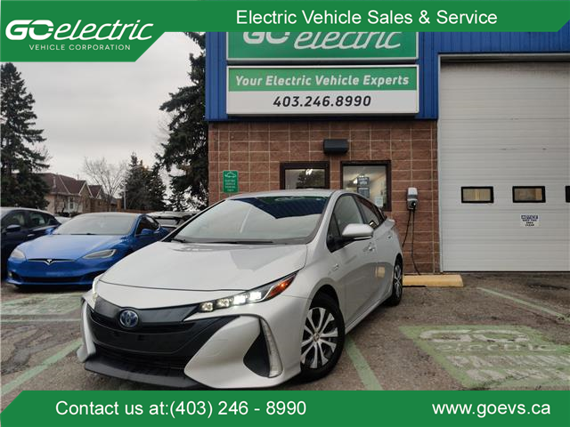 2021 Toyota Prius Prime Base (Stk: R-21TOPSIL3336) in Calgary - Image 1 of 16