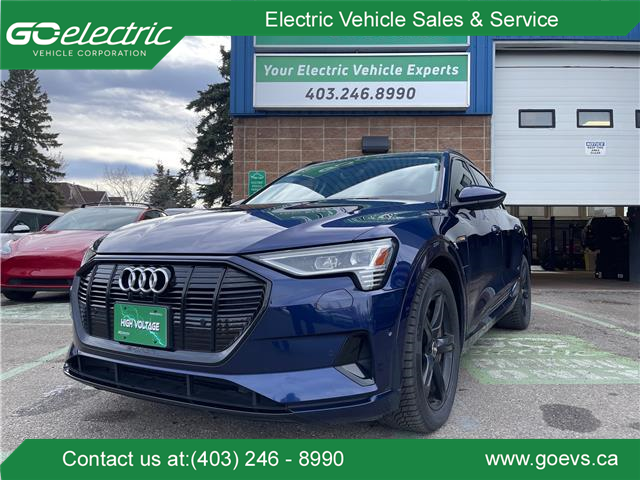 2021 Audi e-tron 55 Technik (Stk: R-21AUEBLU7514) in Calgary - Image 1 of 17