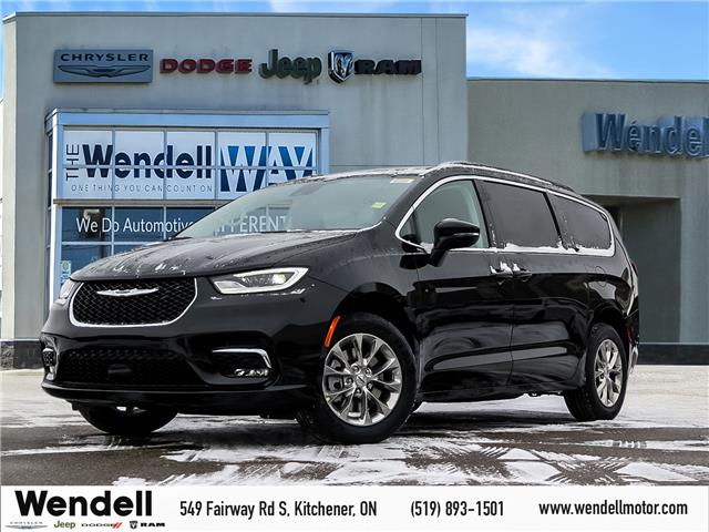 2022 Chrysler Pacifica Touring L (Stk: 43269) in Kitchener - Image 1 of 17