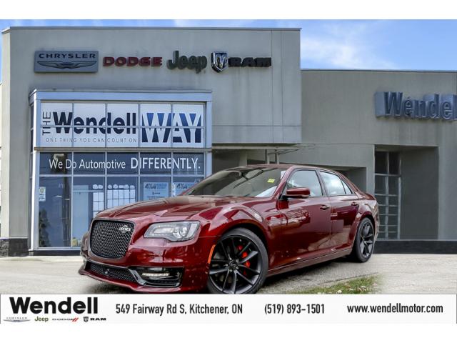 2023 Chrysler 300 C (Stk: 43980) in Kitchener - Image 1 of 30