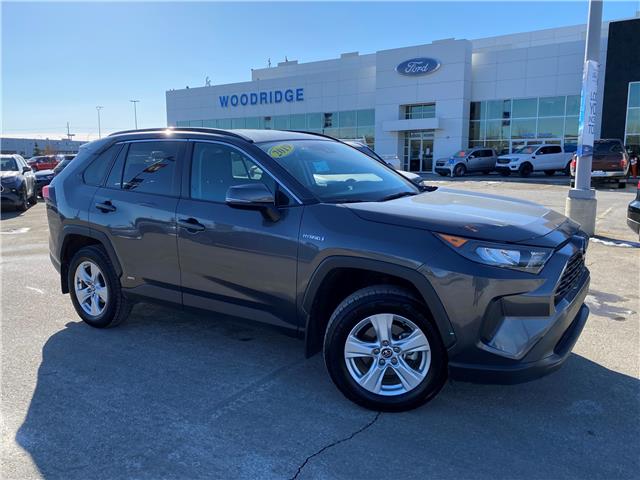 2019 Toyota RAV4 Hybrid LE (Stk: 18267A) in Calgary - Image 1 of 22