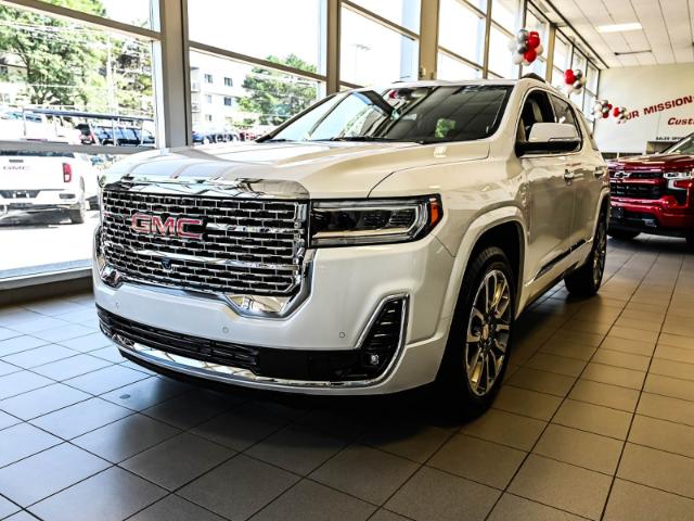 2023 GMC Acadia Denali (Stk: 237010) in Kitchener - Image 1 of 23