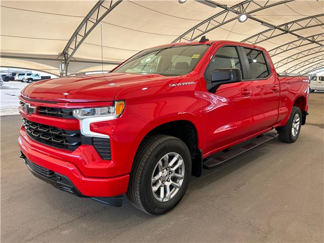 2023 Chevrolet Silverado 1500 RST (Stk: 207078) in AIRDRIE - Image 1 of 31