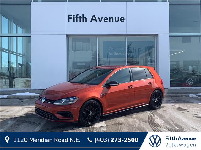 2019 Volkswagen Golf R 2.0 TSI (Stk: 3916) in Calgary - Image 1 of 38