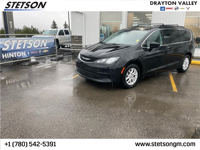 2017 Chrysler Pacifica LX (Stk: B1388B) in Hinton - Image 1 of 15