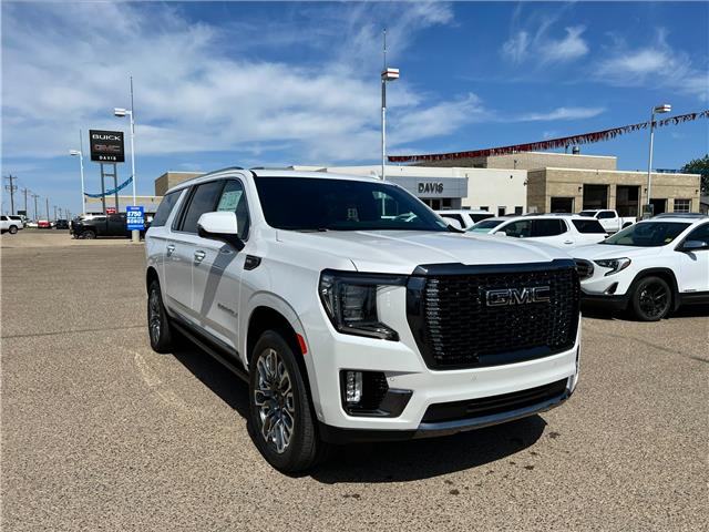 2023 GMC Yukon XL Denali Ultimate (Stk: 205123) in Medicine Hat - Image 1 of 16