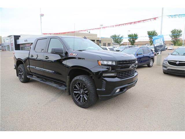 2020 Chevrolet Silverado 1500 RST (Stk: 205302) in Medicine Hat - Image 1 of 13