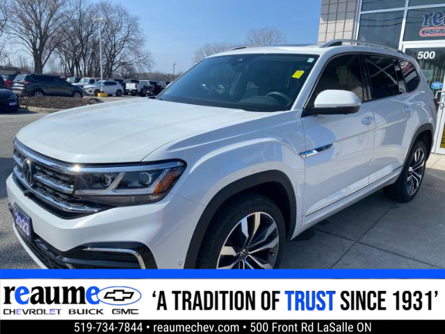 2023 Volkswagen Atlas 3.6 FSI Execline (Stk: 24-0316B) in LaSalle - Image 1 of 24