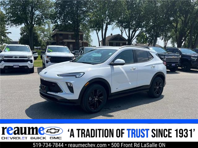 2025 Buick Encore GX Sport Touring (Stk: RCNC01391) in LaSalle - Image 1 of 32