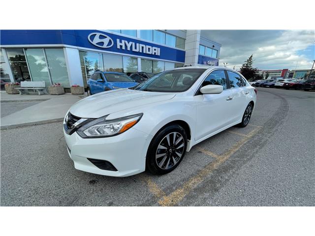 2018 Nissan Altima 2.5 SV (Stk: N354724A) in Calgary - Image 1 of 24