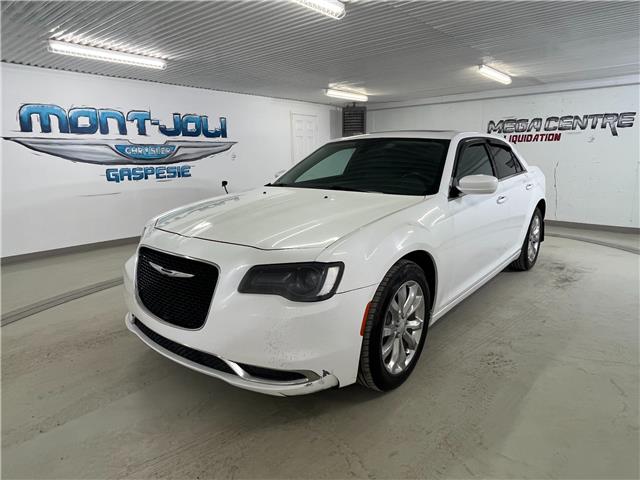 2015 Chrysler 300 Touring 2C3CCARG3FH749796 u0955a in Mont-Joli