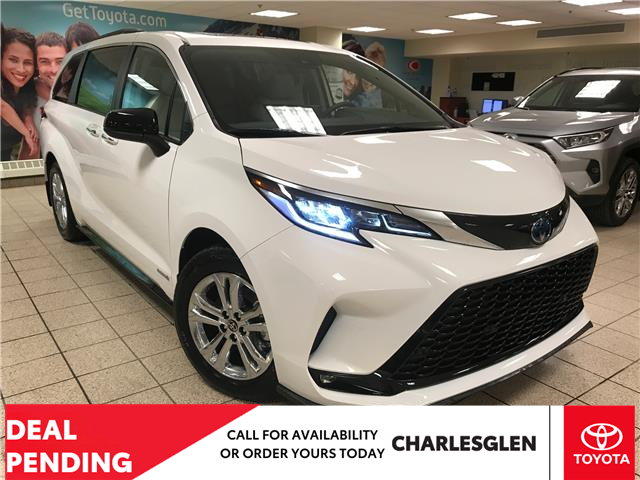 2023 Toyota Sienna XSE 7-Passenger (Stk: 230674) in Calgary - Image 1 of 22